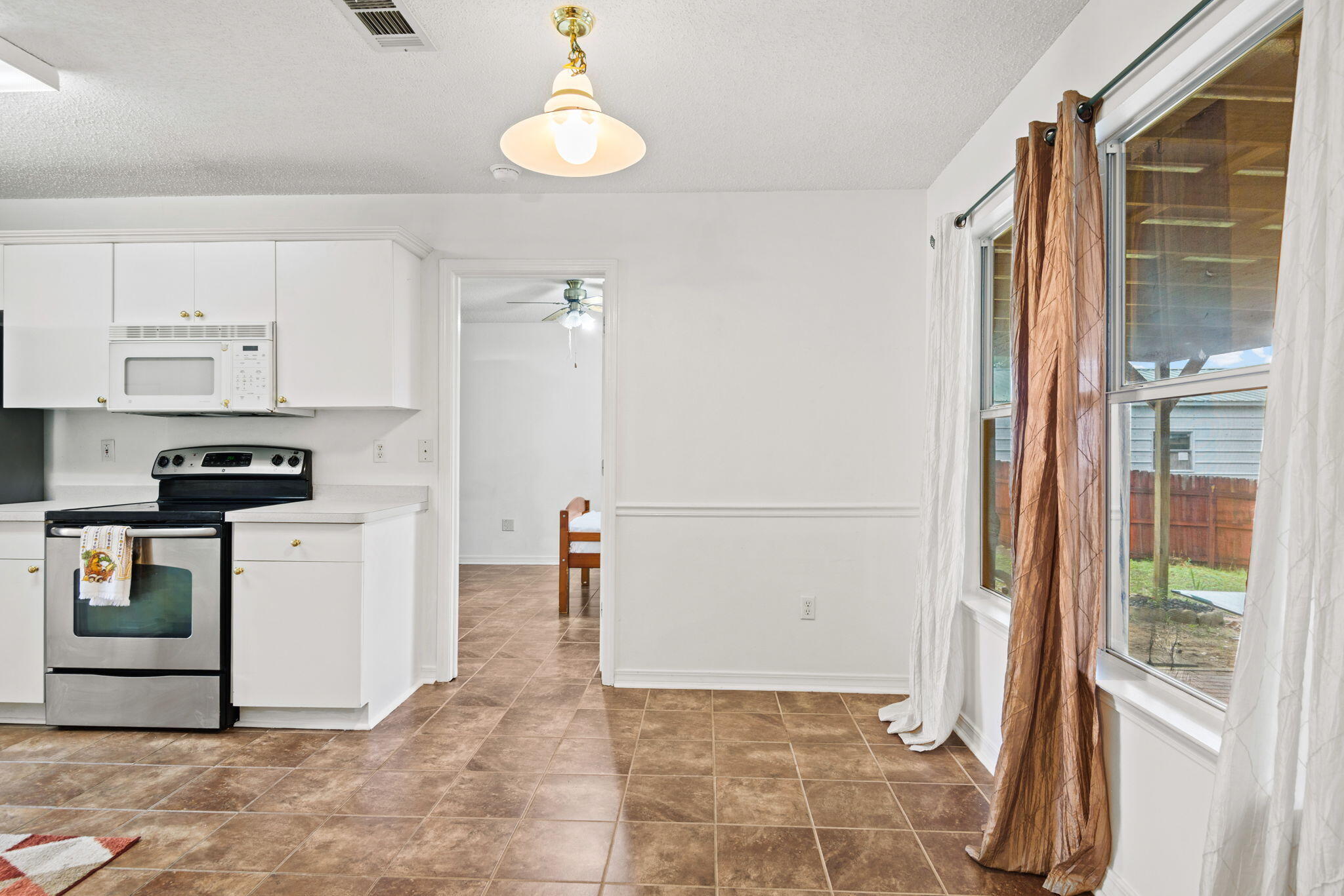 COUNTRYVIEW ESTATES - Residential