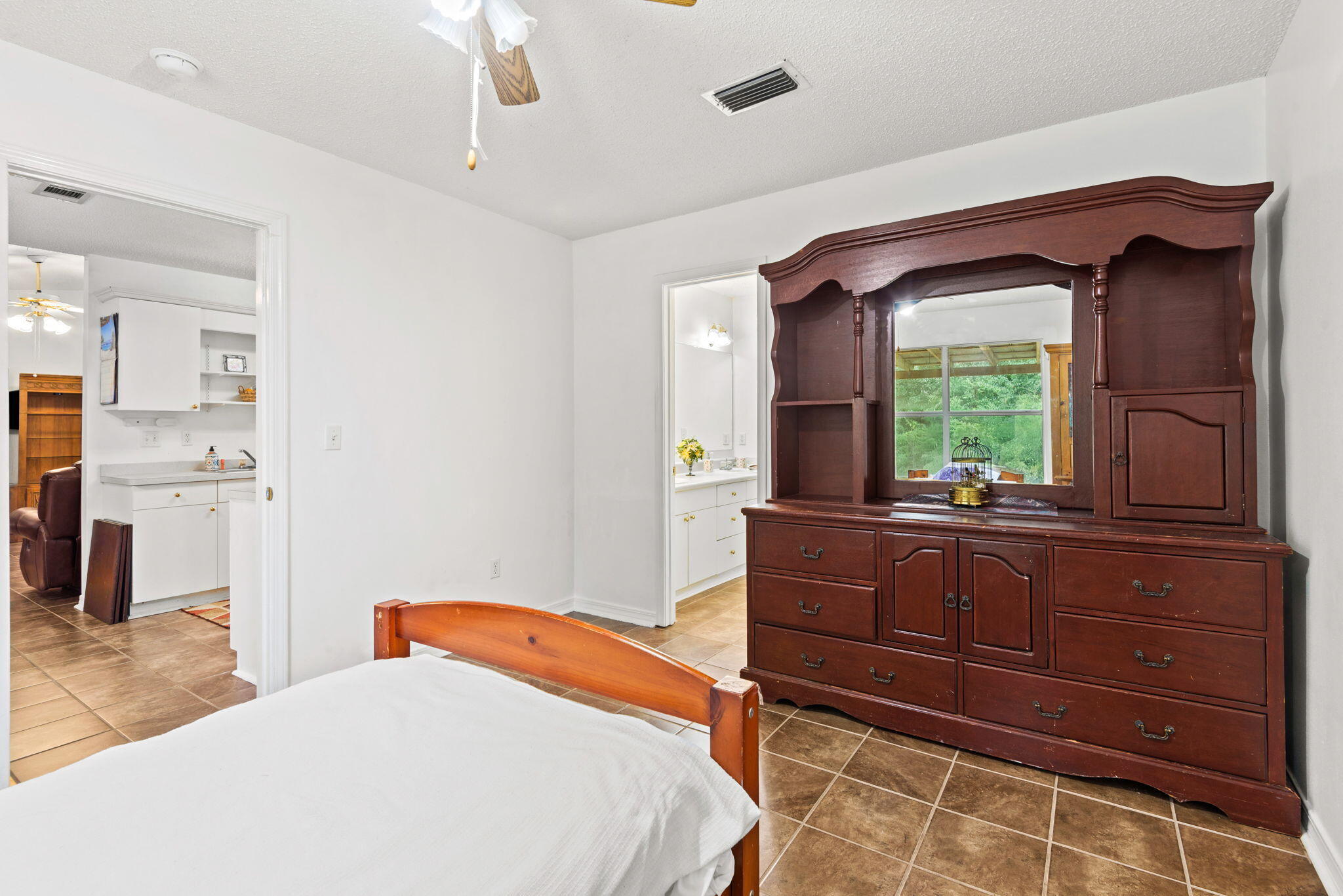 COUNTRYVIEW ESTATES - Residential