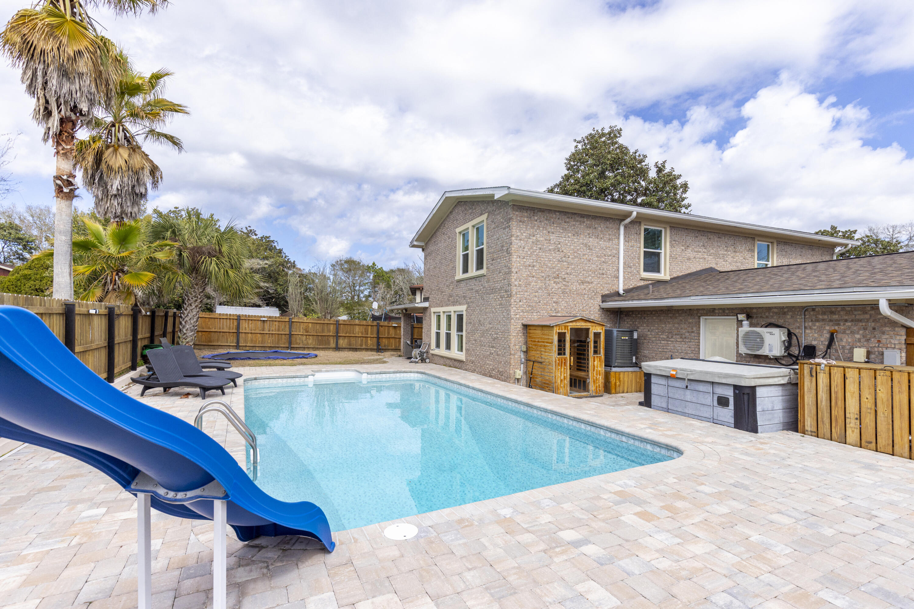 KENWOOD S/D 2ND ADDN - Residential