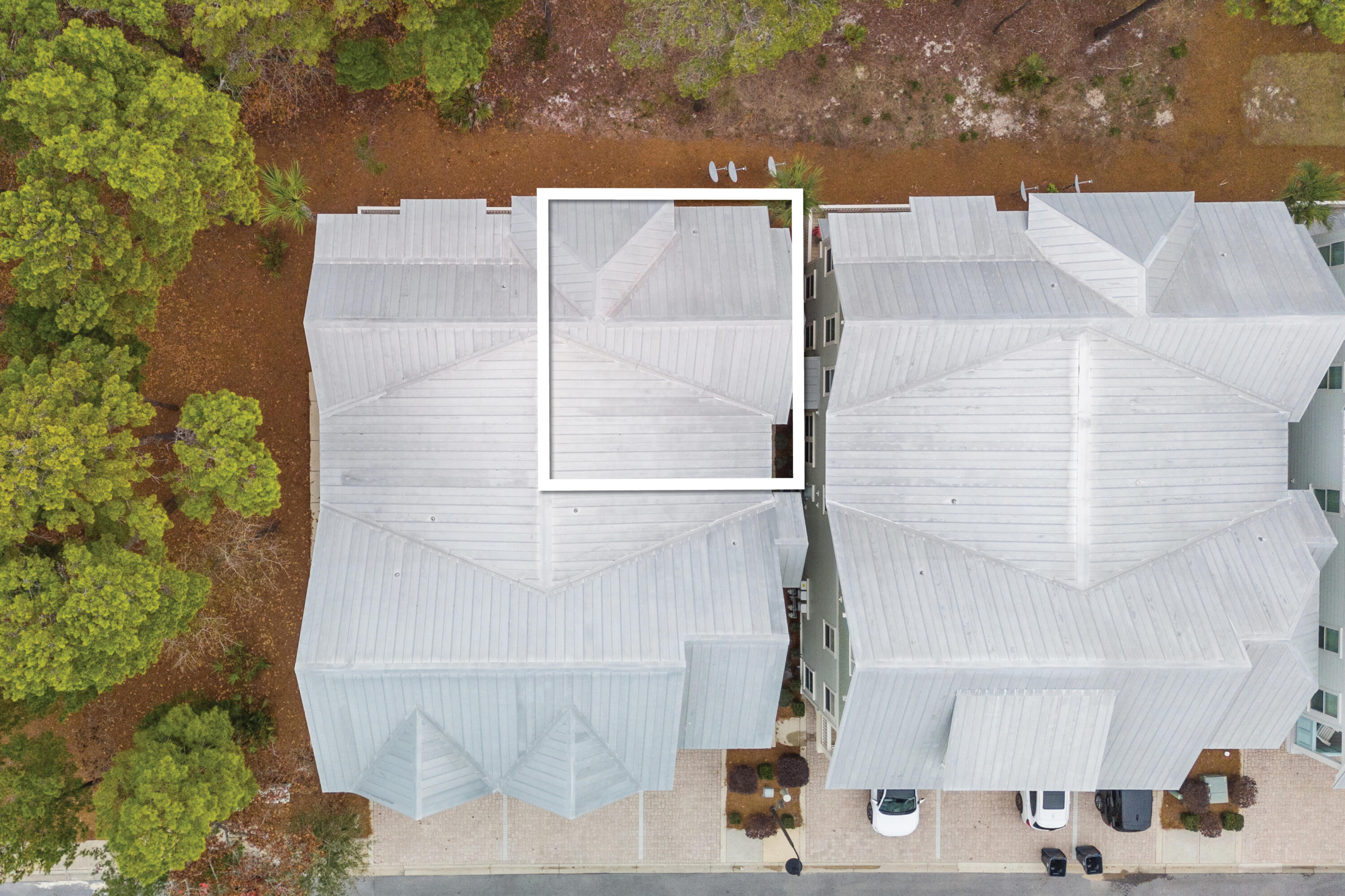 PROMINENCE/TRIPLEXES - Residential