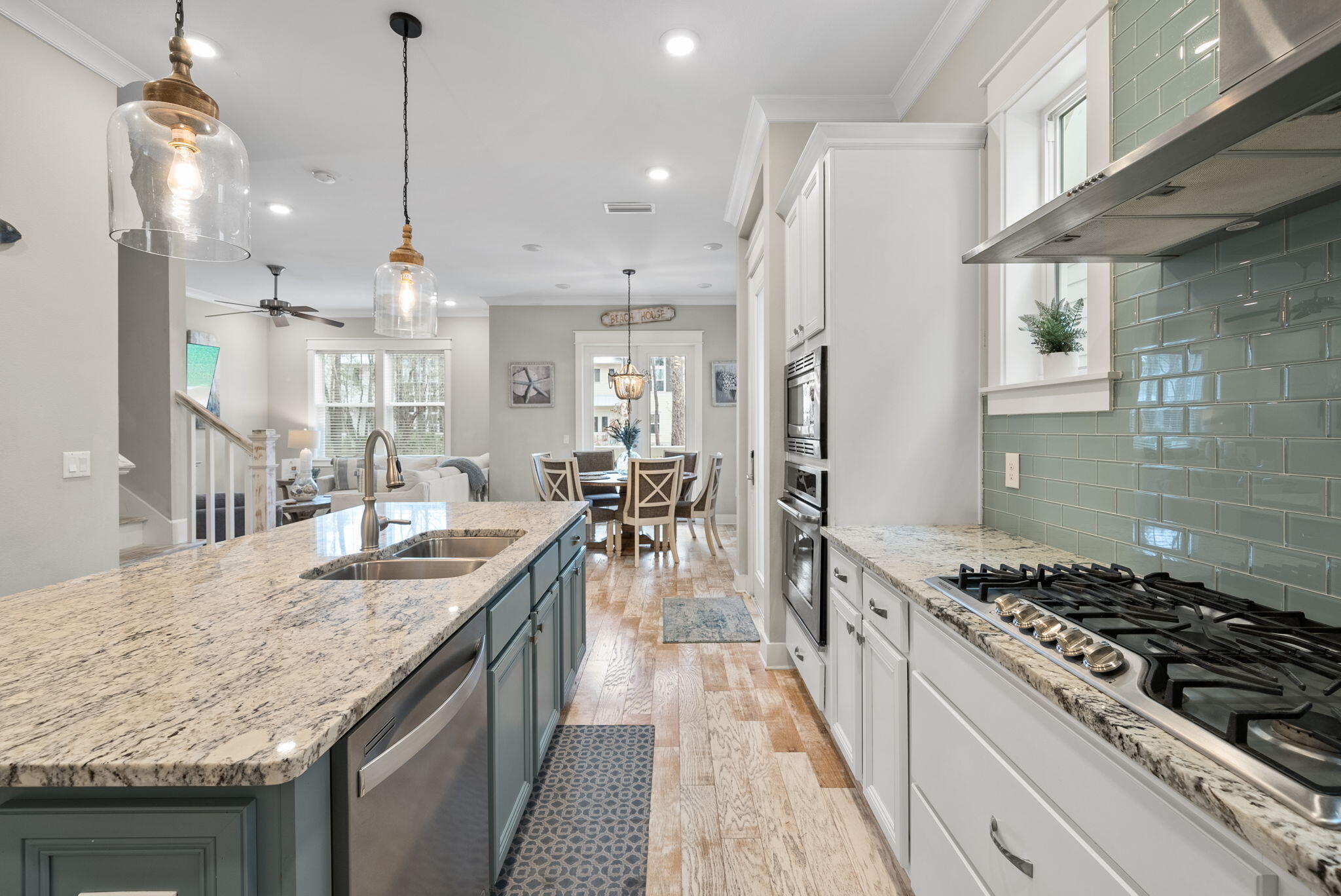 PROMINENCE/TRIPLEXES - Residential