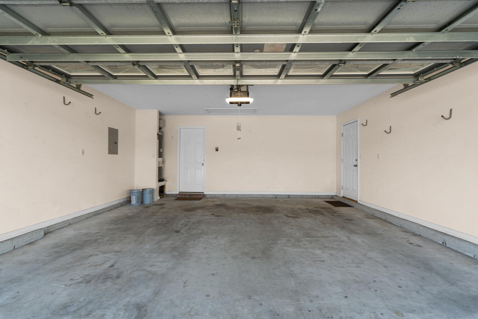 CREETWOOD PLACE - Residential