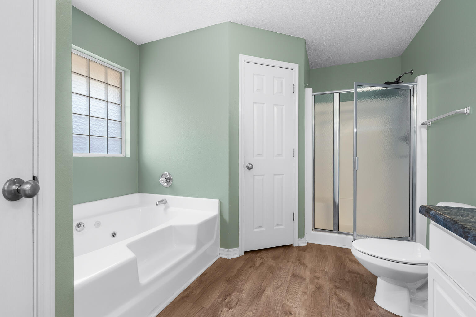 CREETWOOD PLACE - Residential