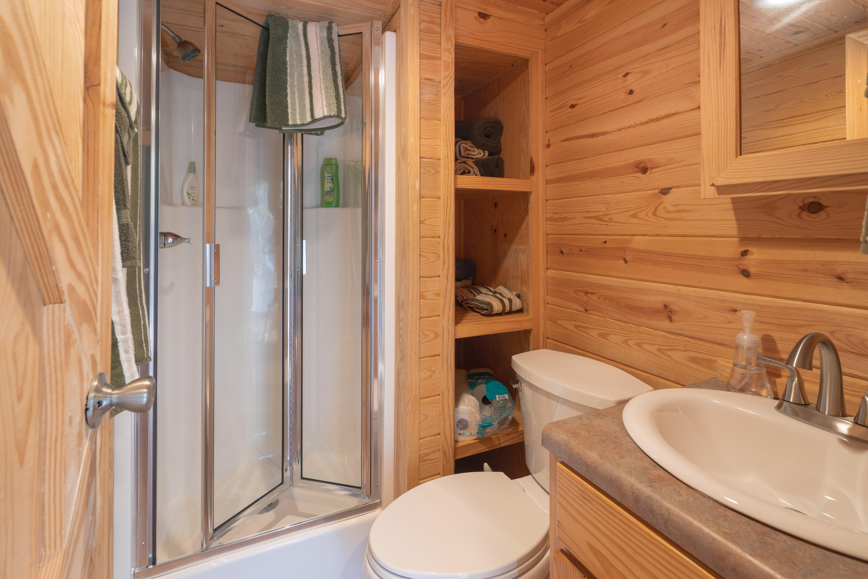 WALTON PLANTATION - Residential