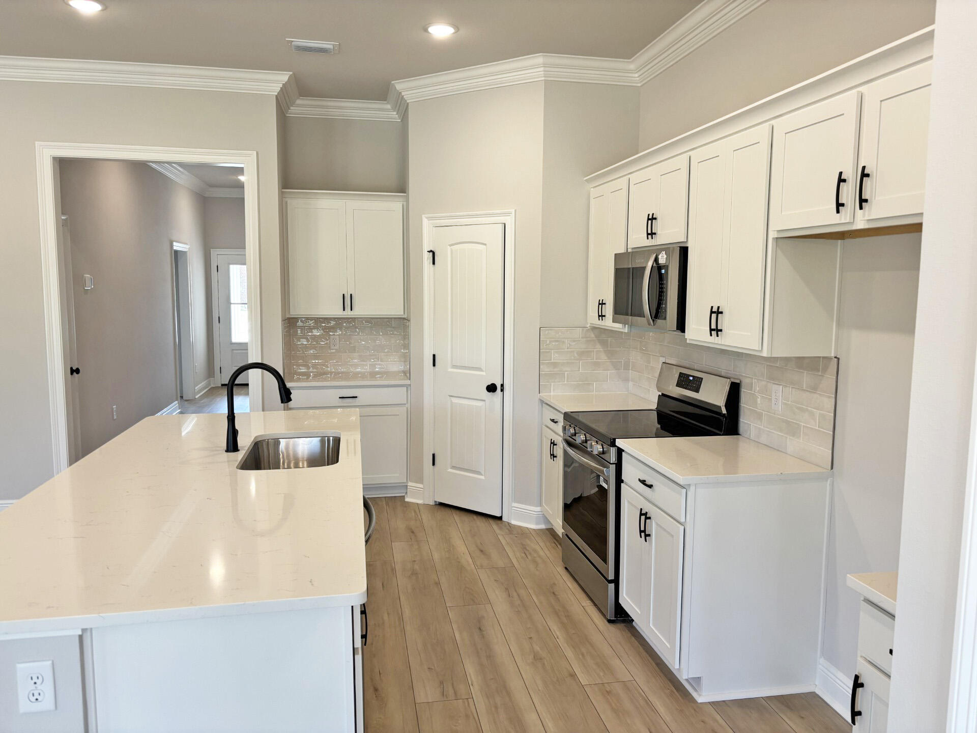 HOUSTON PLACE - Residential