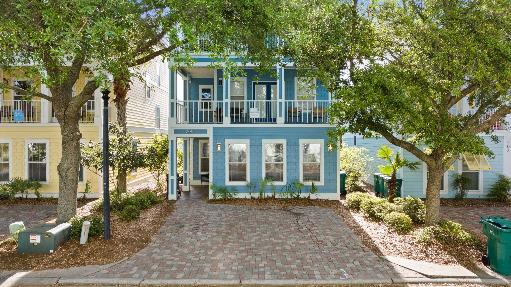 VILLAGES OF CRYSTAL BEACH - Residential