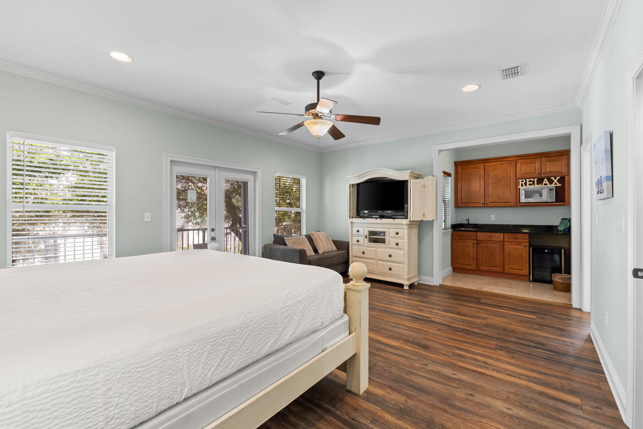 VILLAGES OF CRYSTAL BEACH - Residential