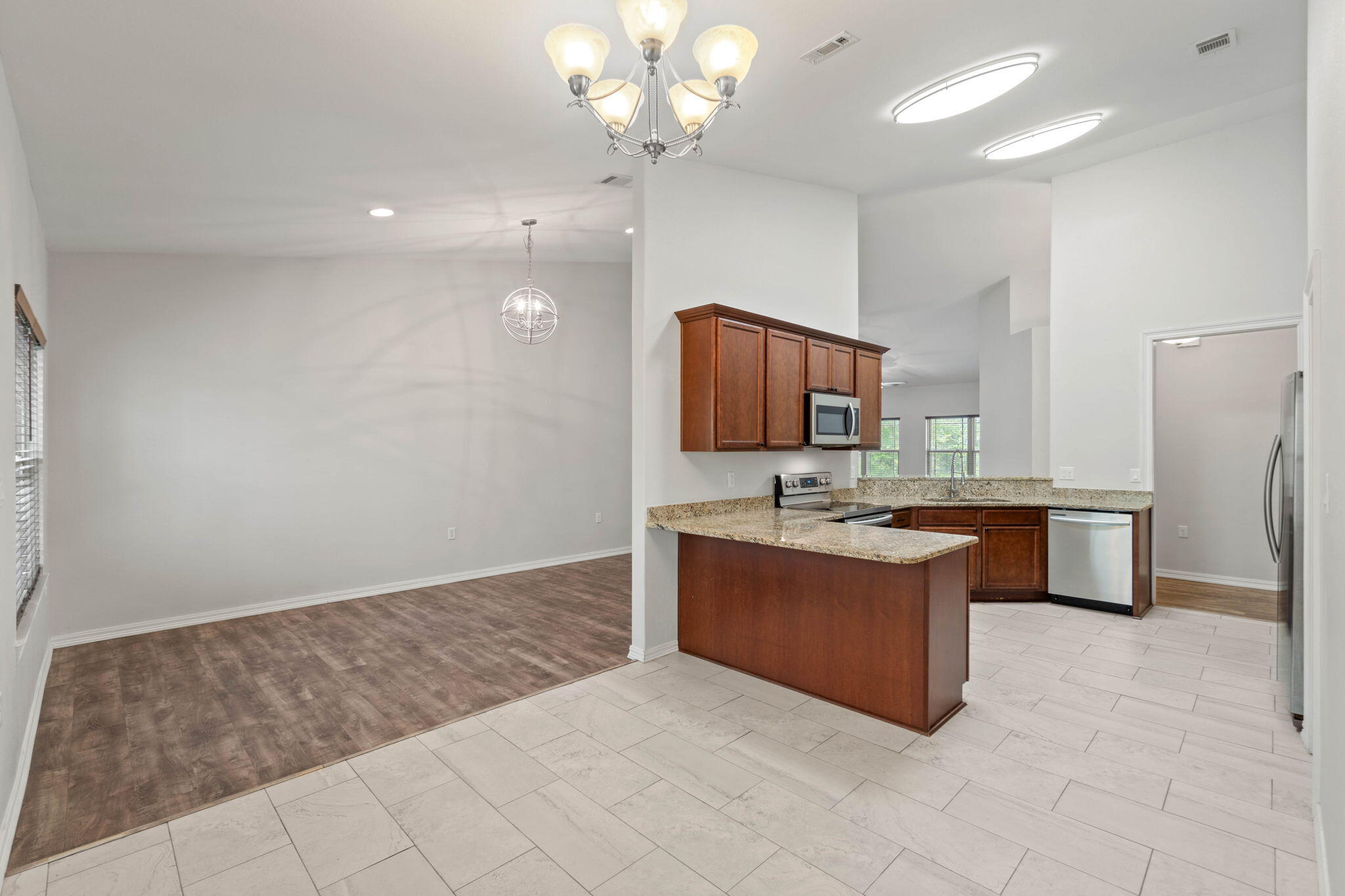 CAMELLIA COVE - Residential