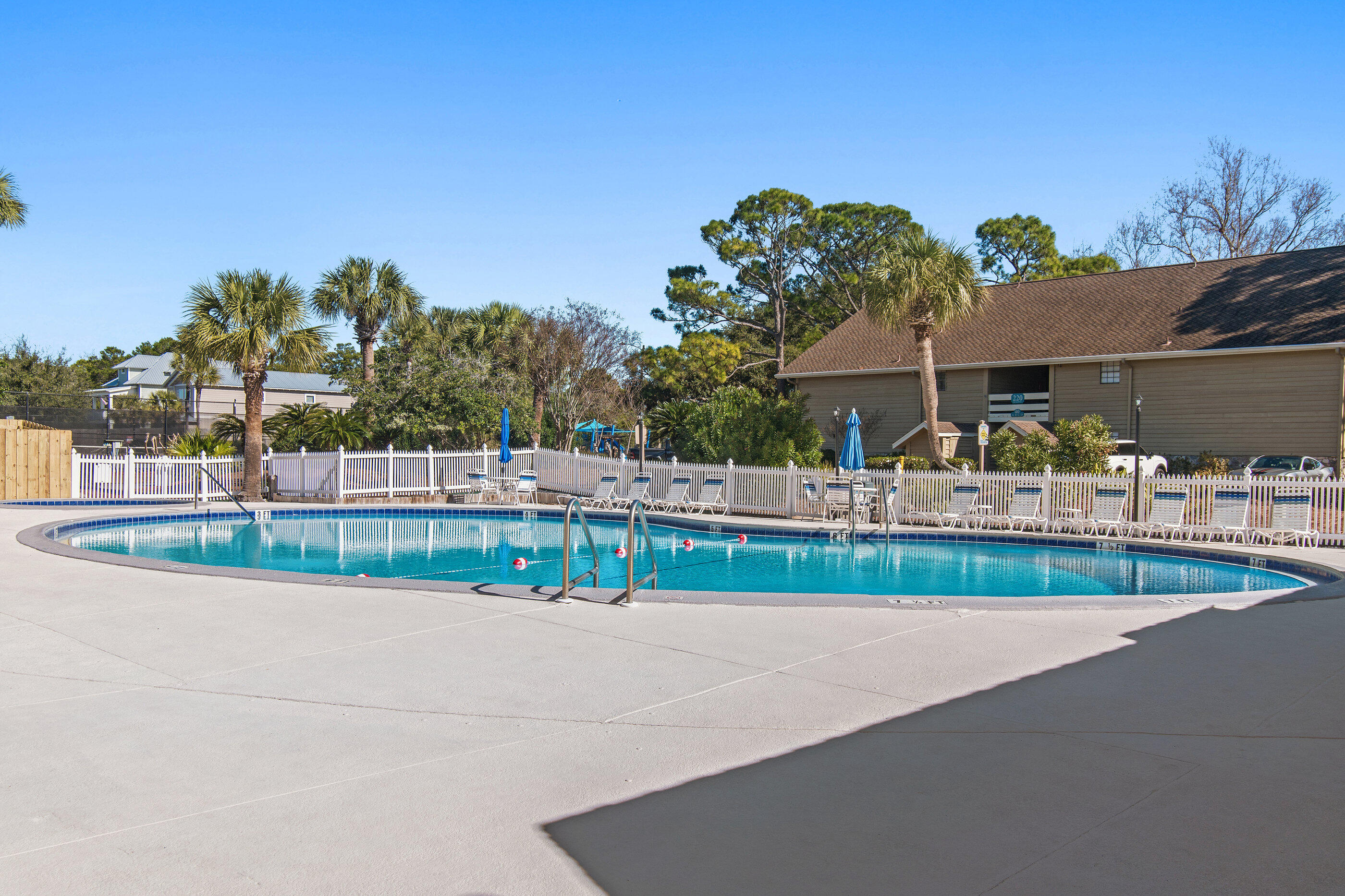 SEASCAPE CONDO TENNIS VILLAGE - Residential