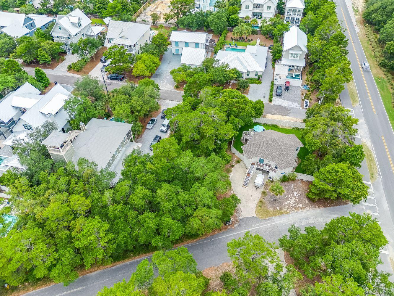 BLUE MOUNTAIN BEACH - Land