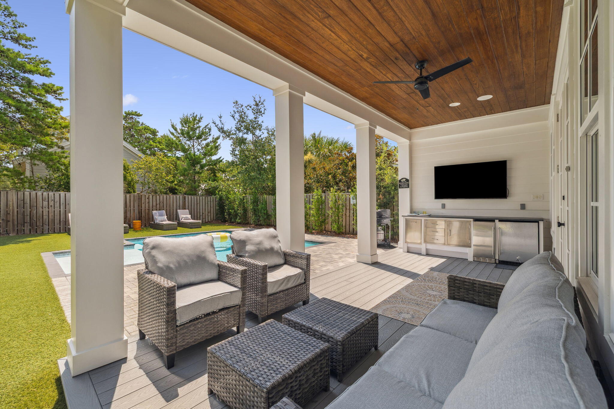 17 Sand Dunes Road