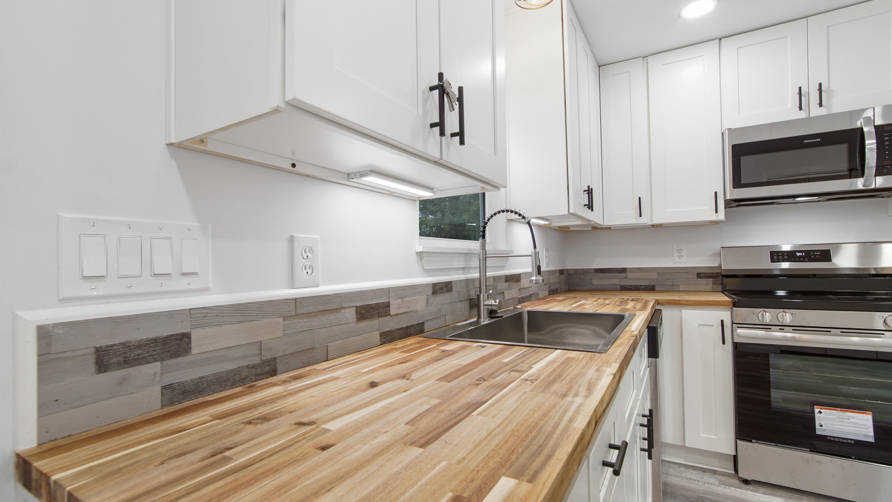 Deerpoint/Bear Creek - Residential