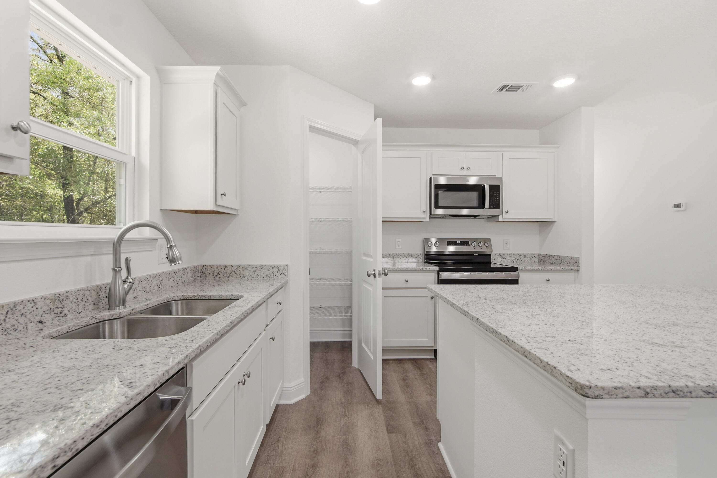 OAKWOOD HILLS UNIT 1 - Residential