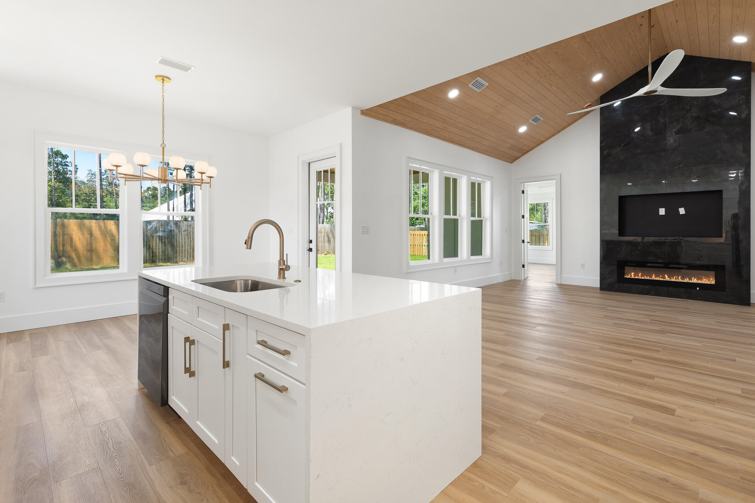 BEAR CREEK COTTAGES - Residential