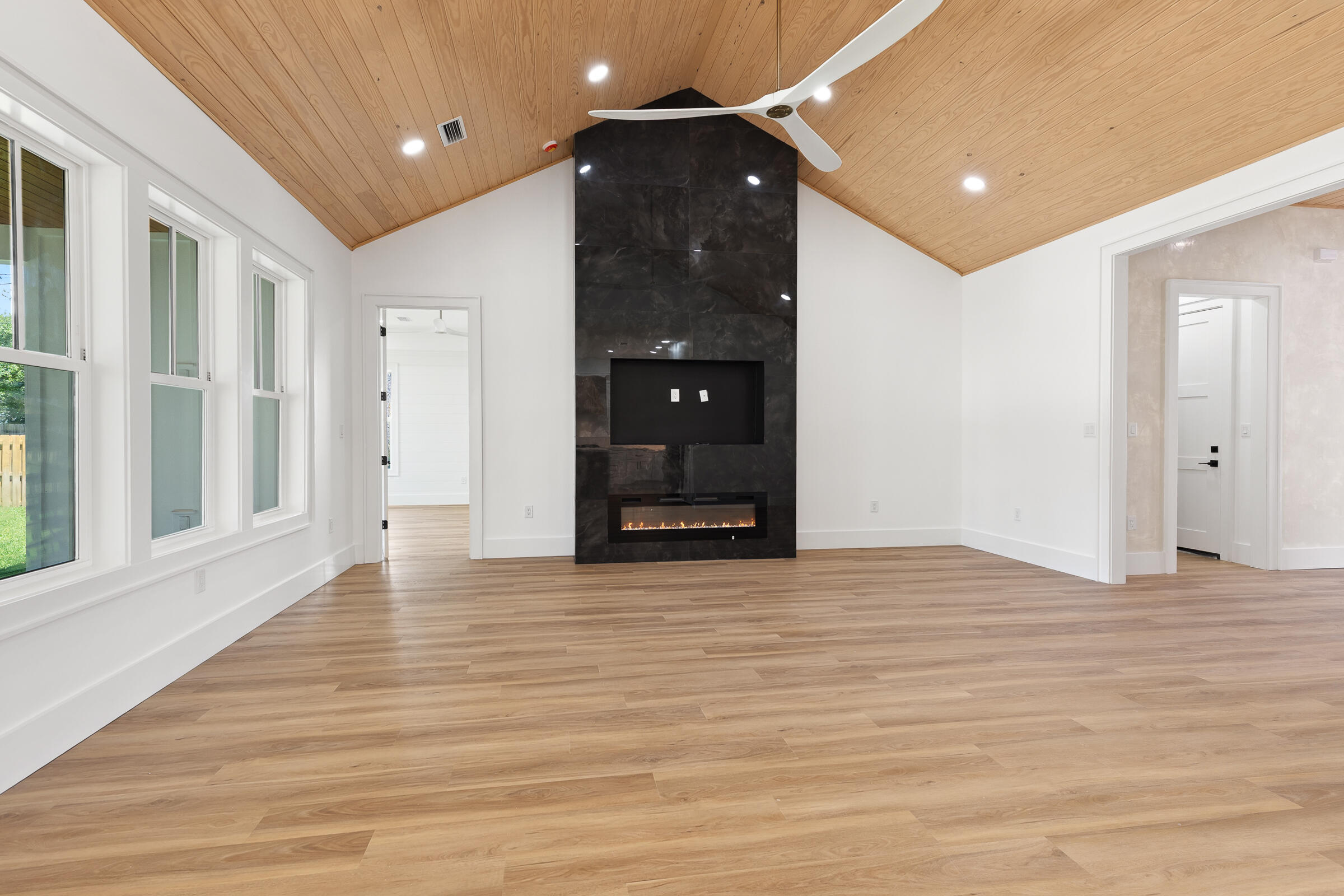 BEAR CREEK COTTAGES - Residential