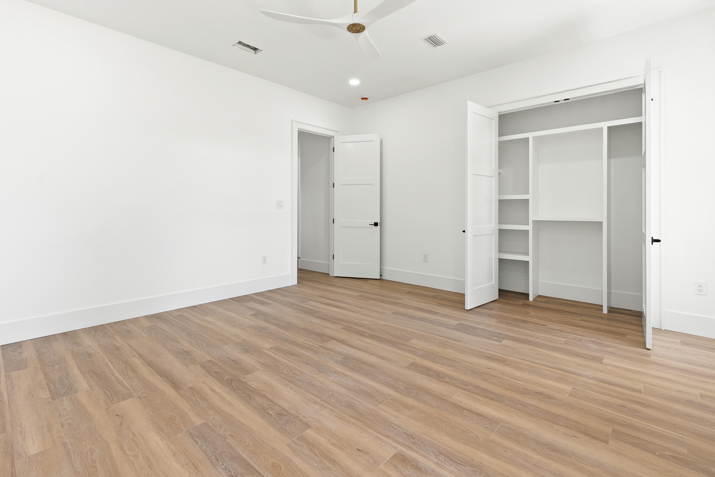 BEAR CREEK COTTAGES - Residential