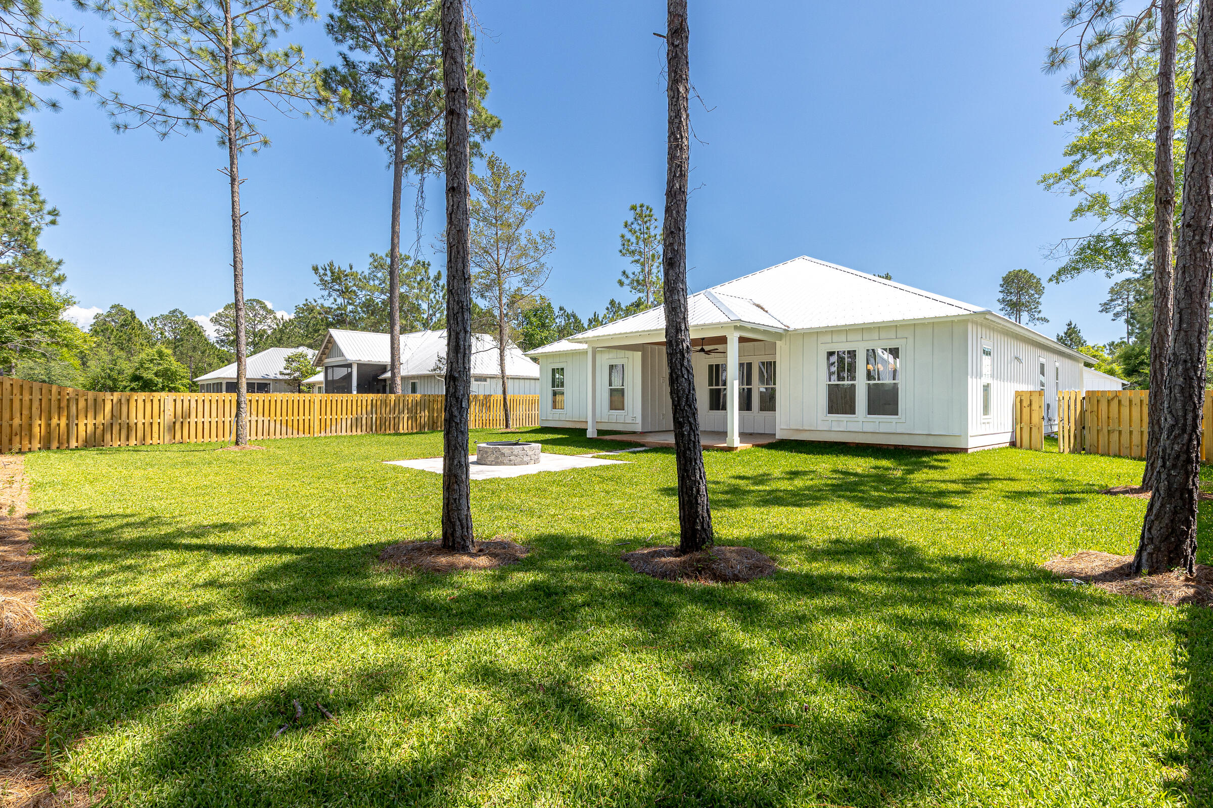 BEAR CREEK COTTAGES - Residential