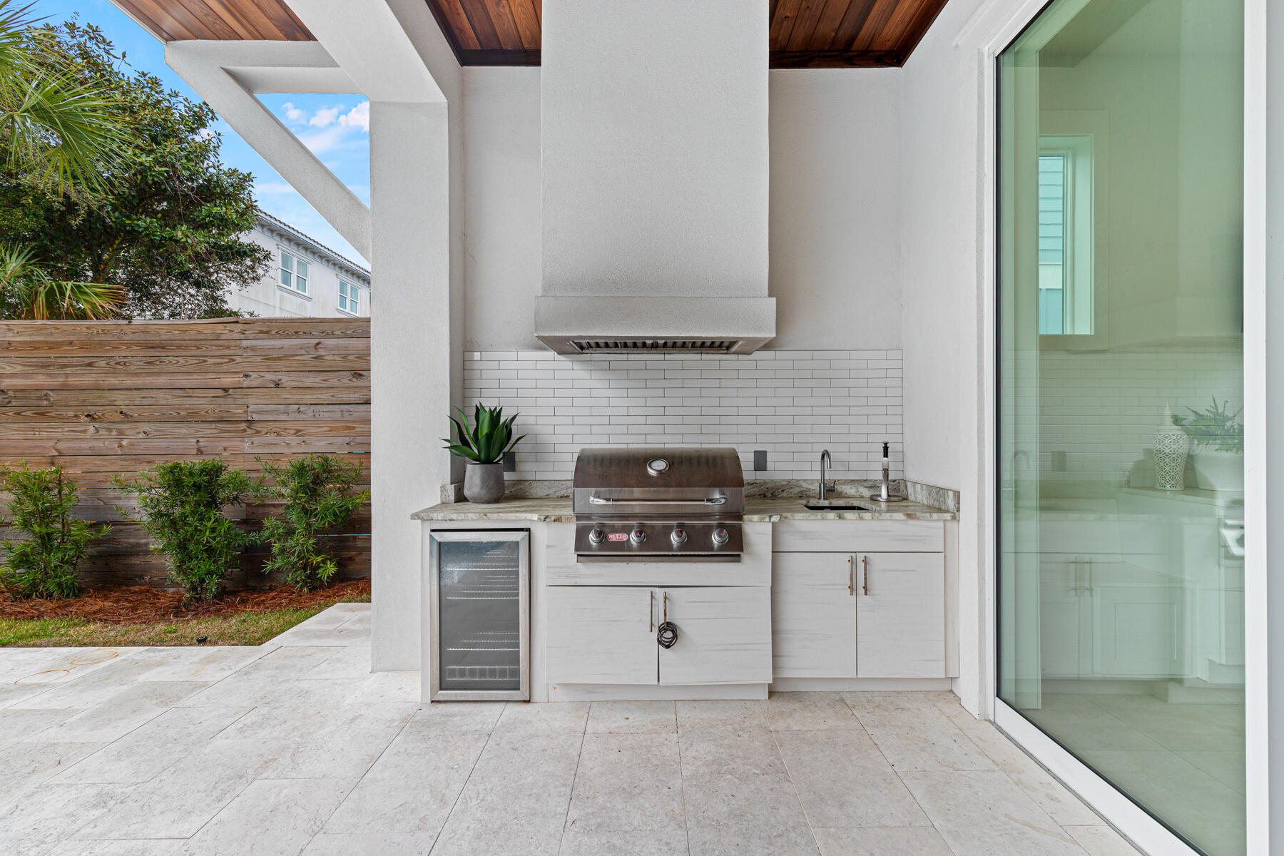 FRANGISTA BEACH 1ST ADDN - Residential