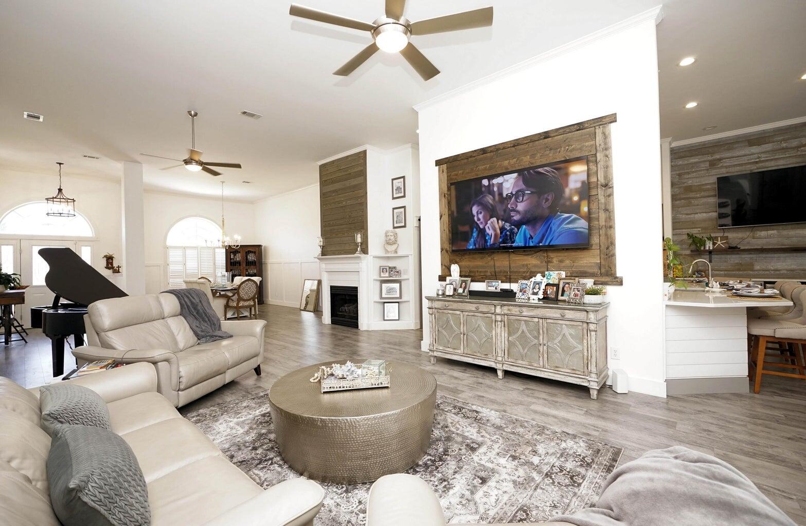 EMERALD BAY PH 1A - Residential Lease