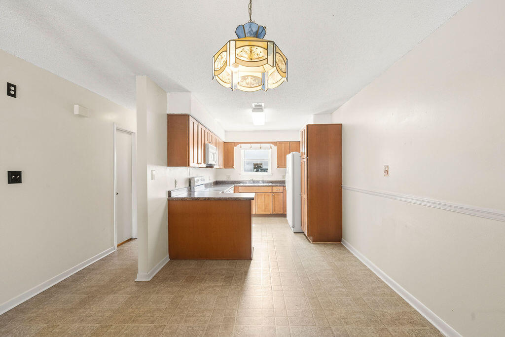 BELL-BROOK ESTATES - Residential