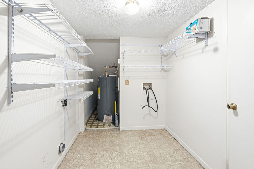 BELL-BROOK ESTATES - Residential