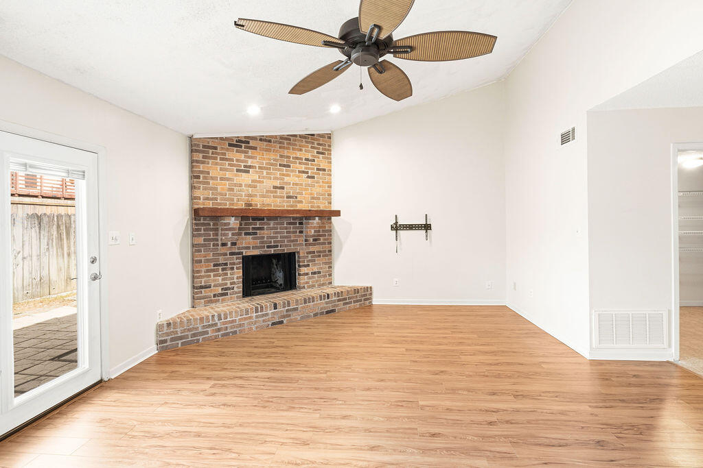 BELL-BROOK ESTATES - Residential