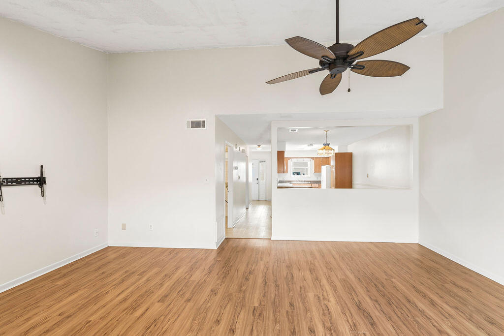 BELL-BROOK ESTATES - Residential