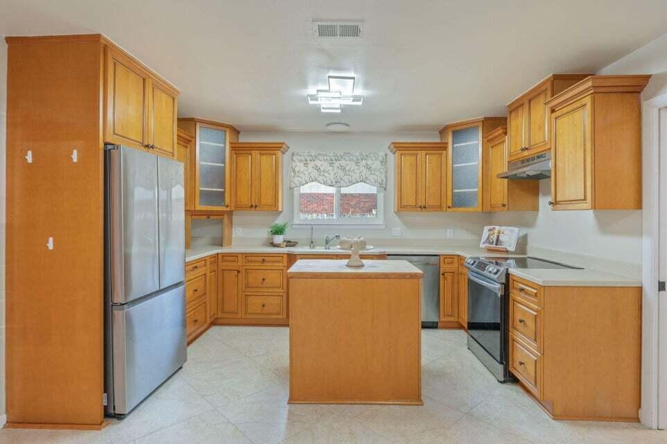CARIBBEAN VILLAGE EAST 3 - Residential Lease