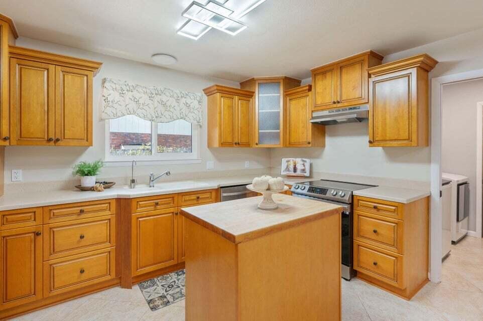 CARIBBEAN VILLAGE EAST 3 - Residential Lease