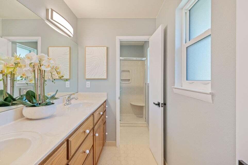 CARIBBEAN VILLAGE EAST 3 - Residential Lease