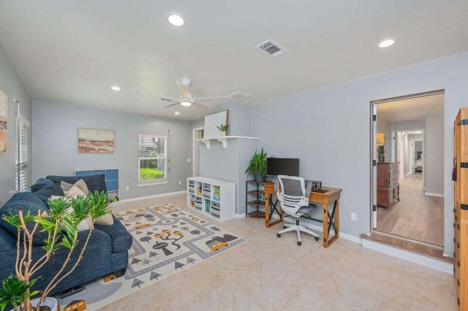 CARIBBEAN VILLAGE EAST 3 - Residential Lease