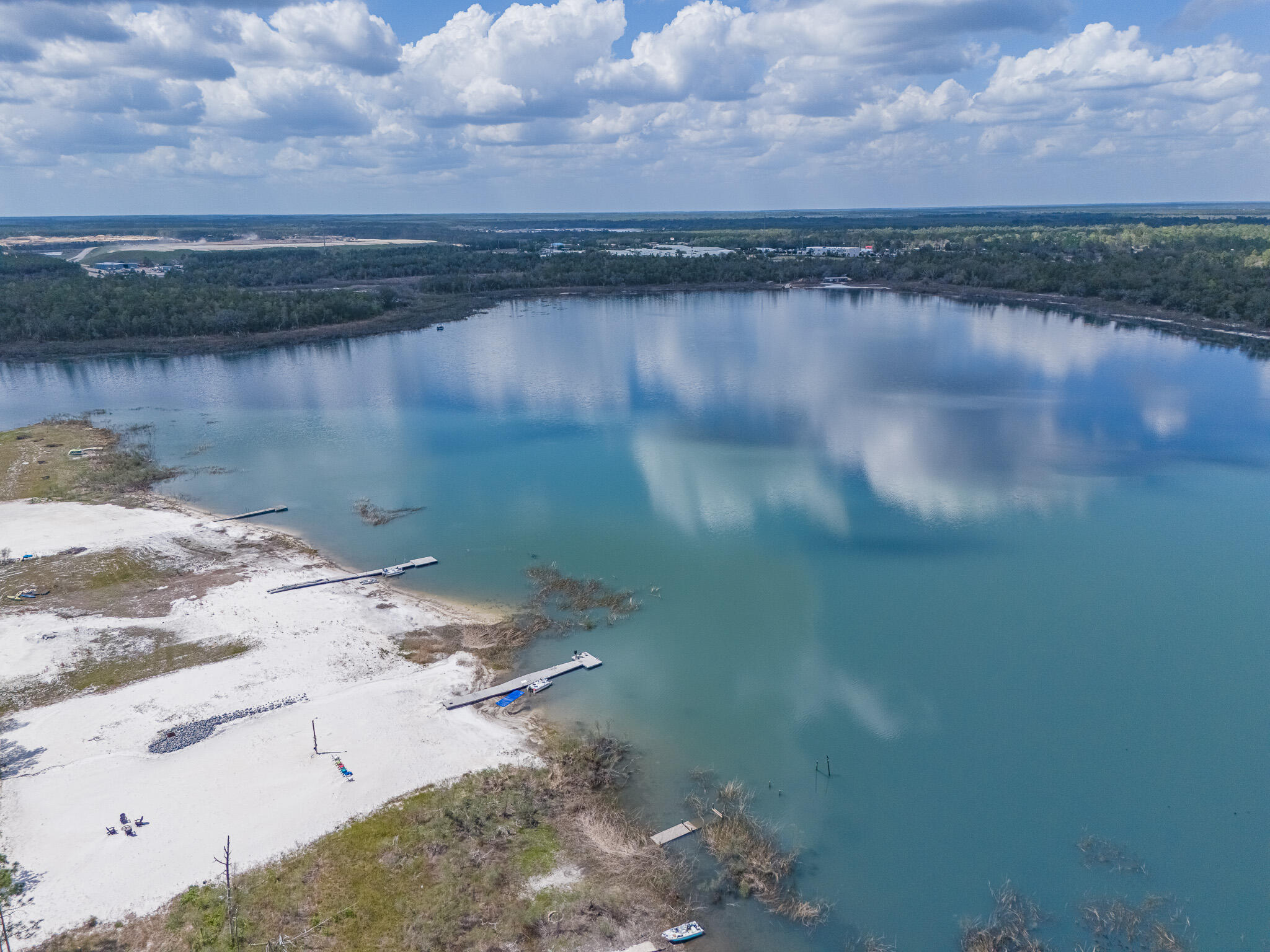 Lake Merial - Residential