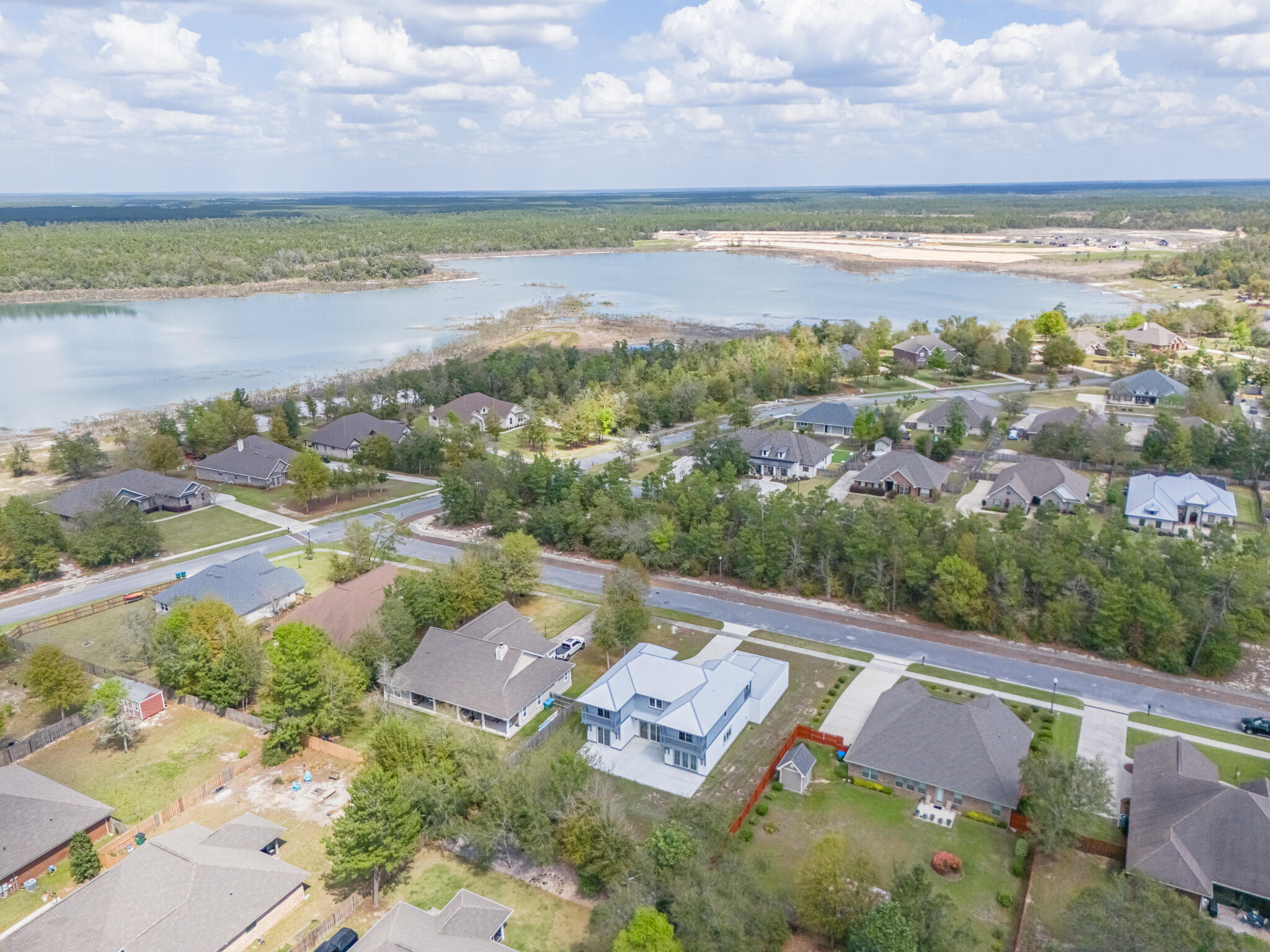 Lake Merial - Residential