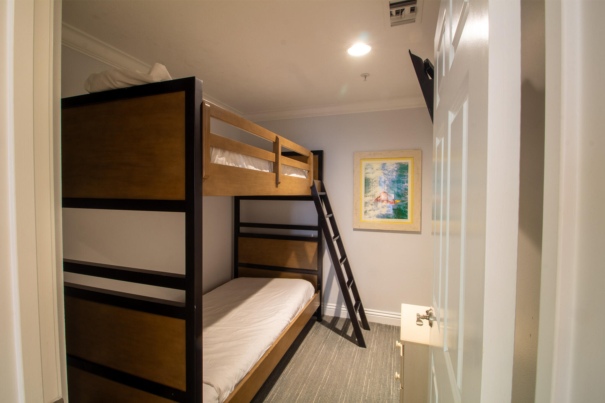 EMERALD GRANDE - Residential