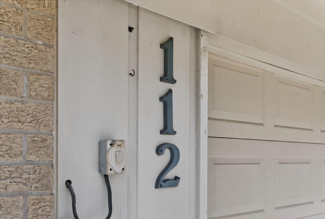 COMMODORE PLACE - Residential