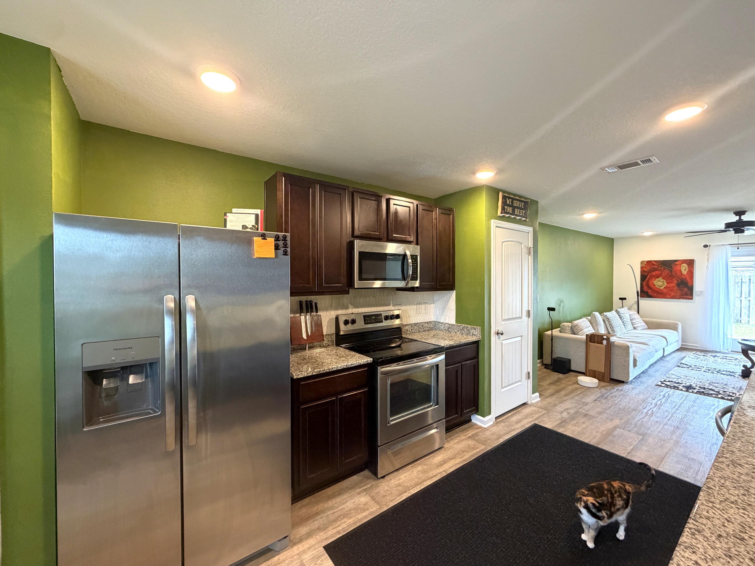 829 Moorhen Way