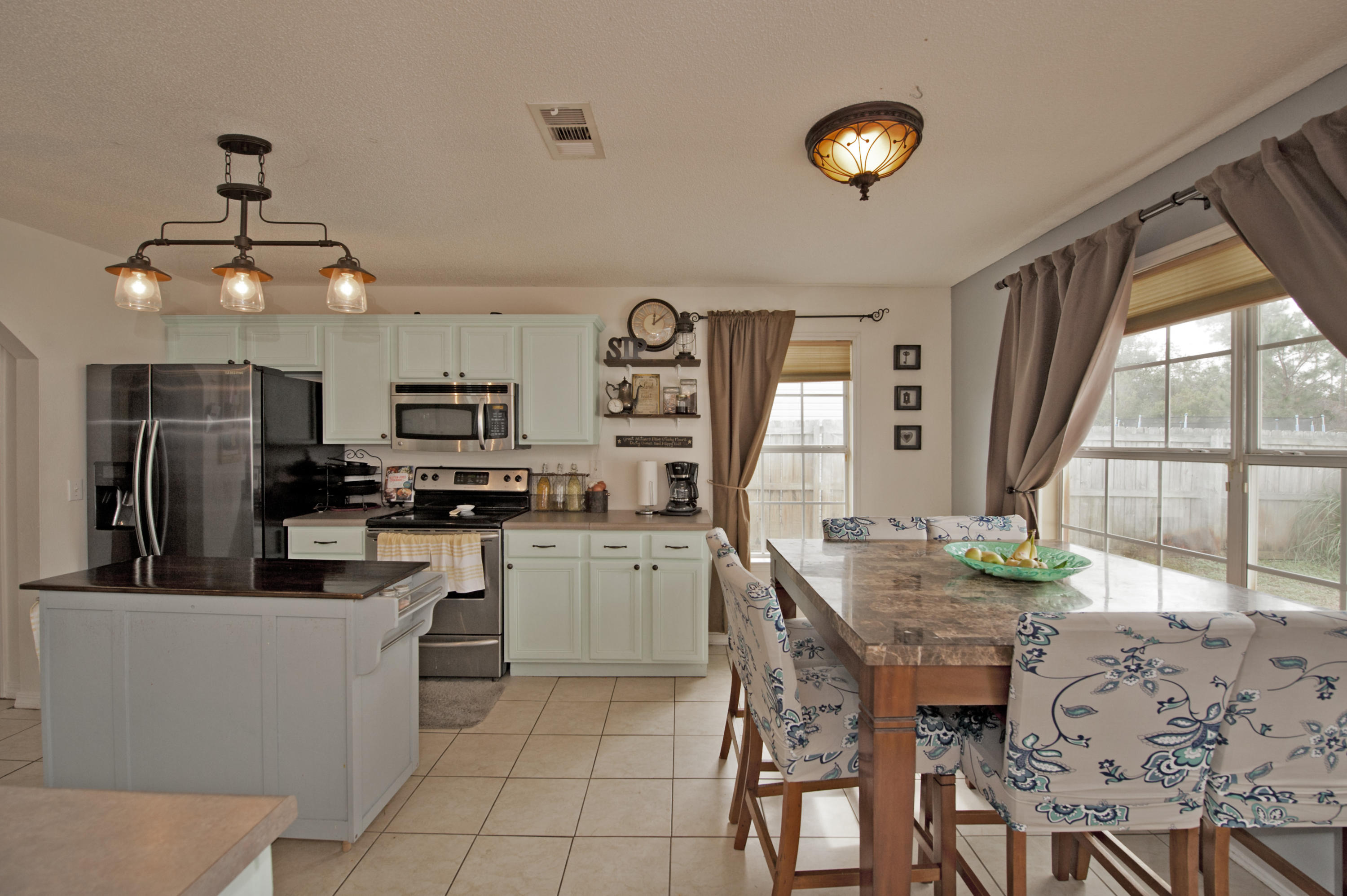 ASHWOOD - Residential