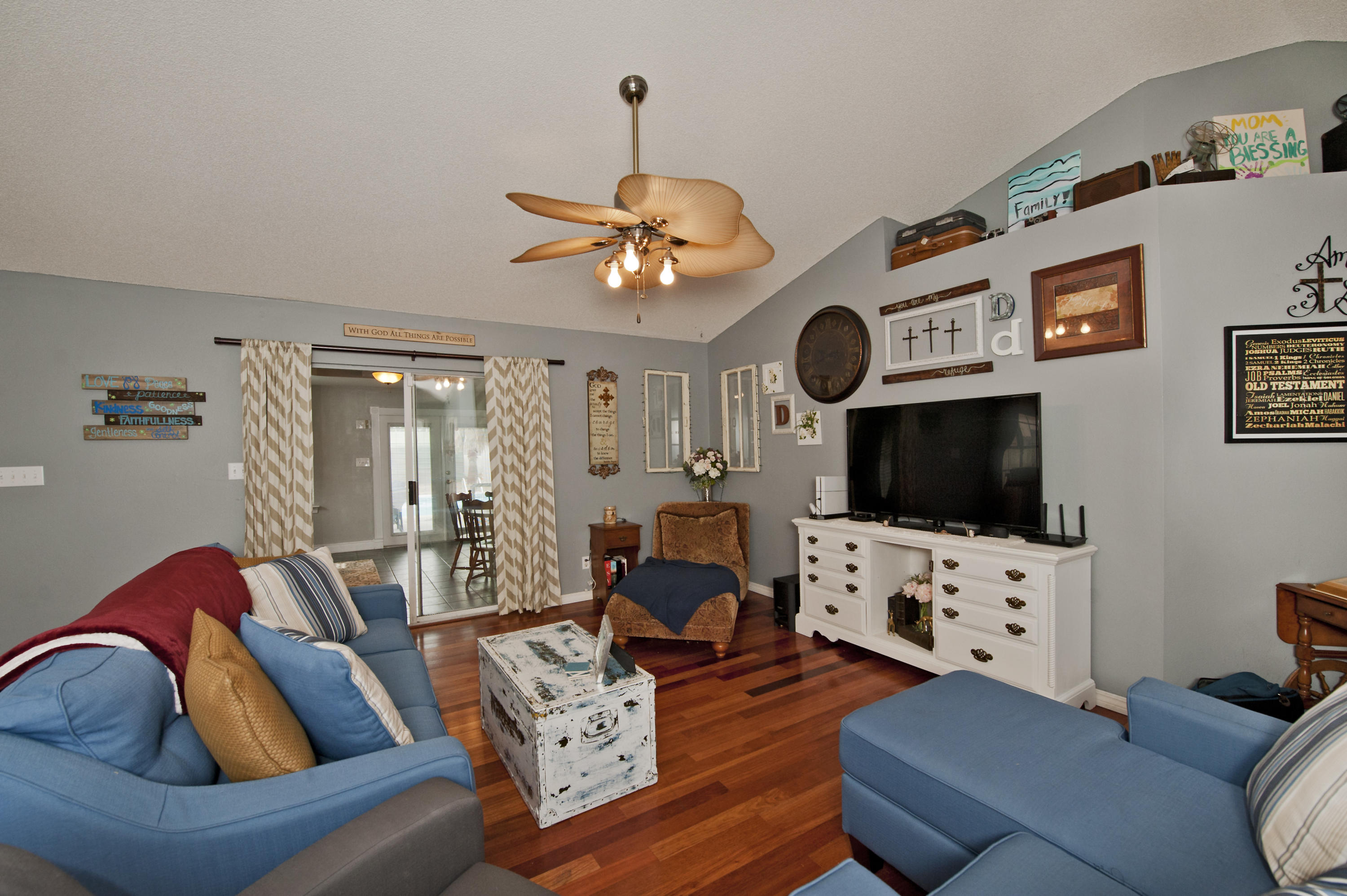ASHWOOD - Residential