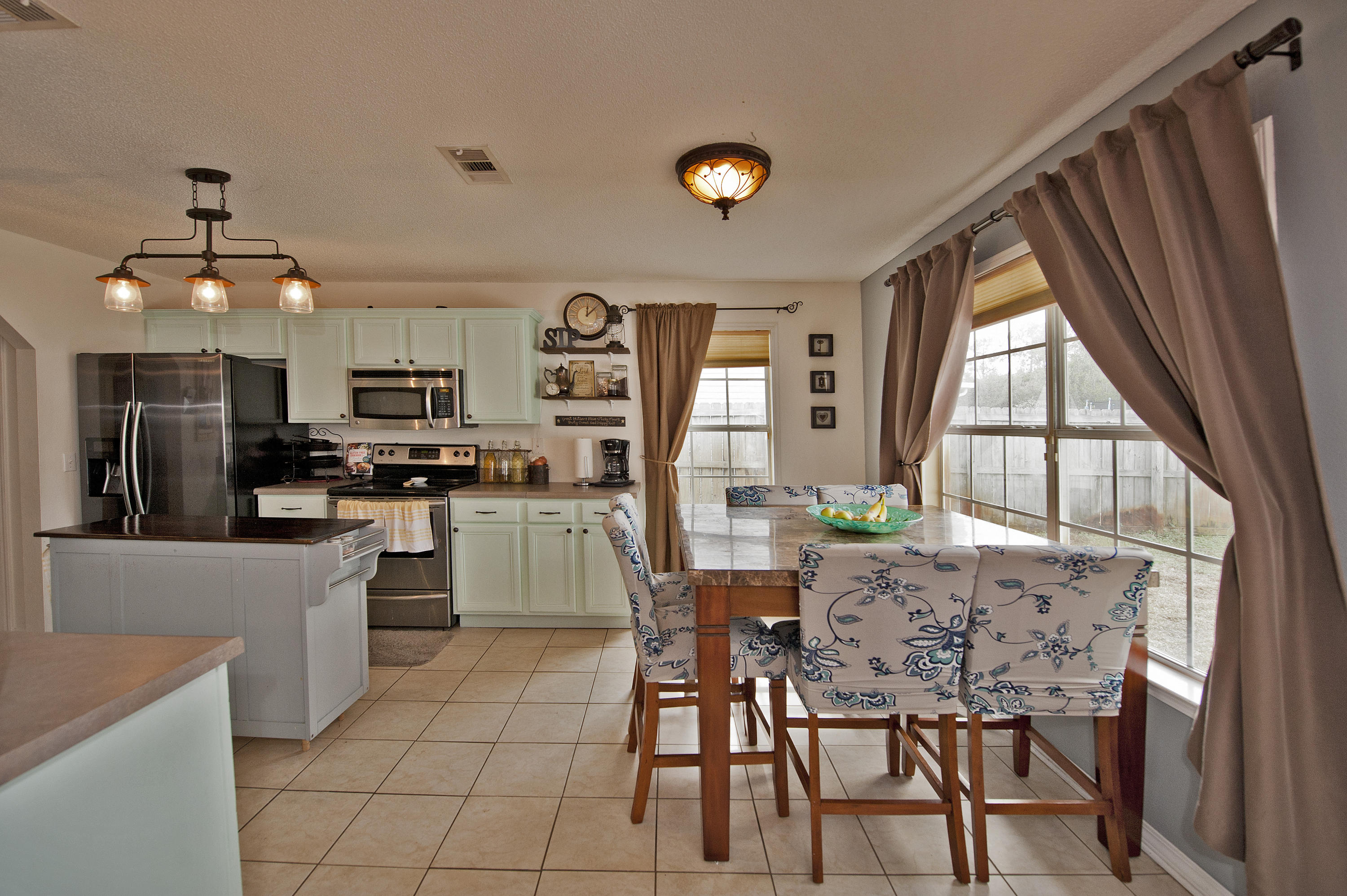 ASHWOOD - Residential
