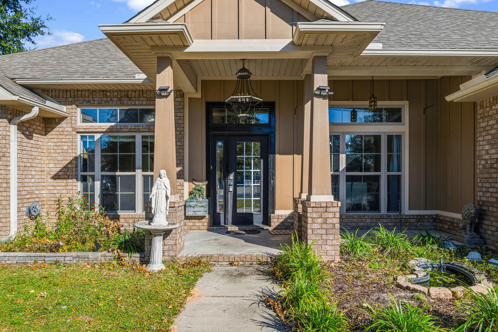 5351 Wyndell Circle