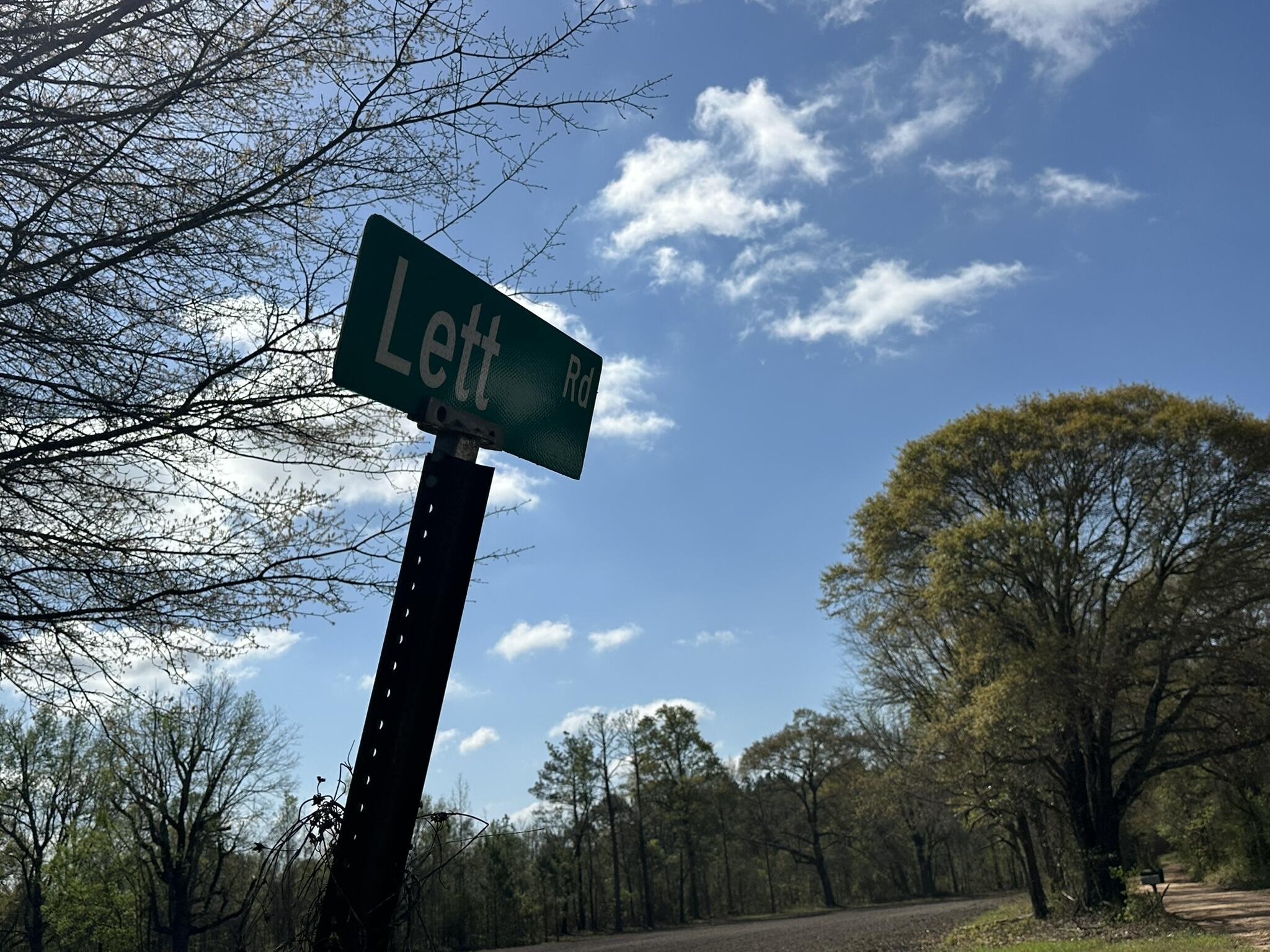 METES & BOUNDS - Land