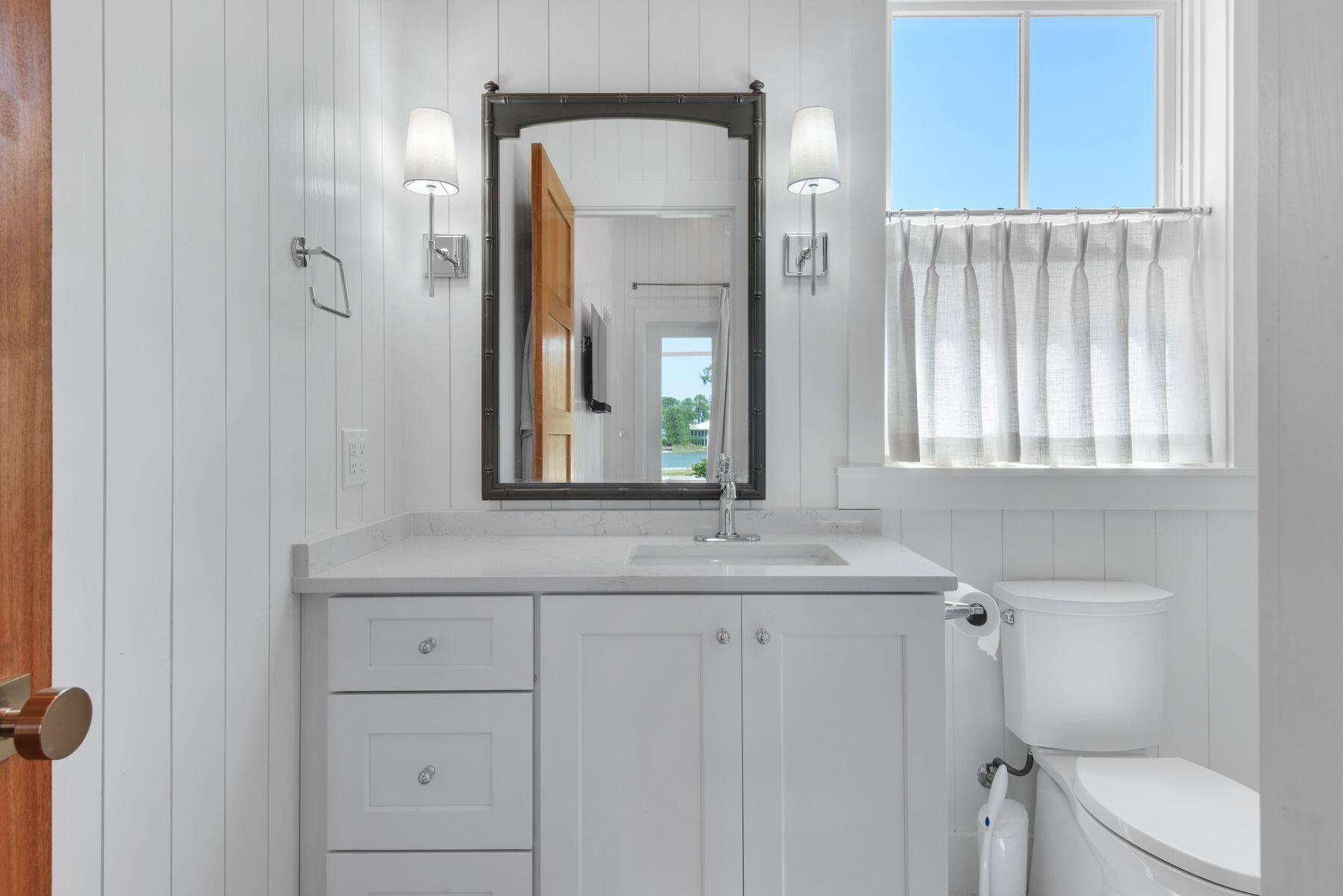 HEWETT BAYOU - Residential