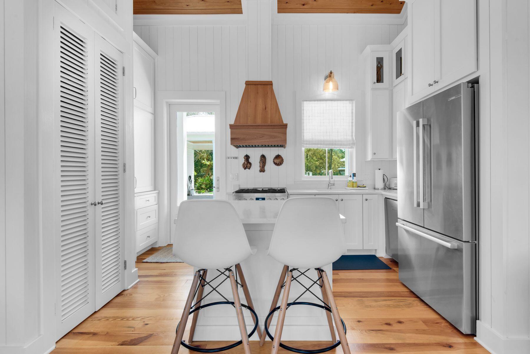 HEWETT BAYOU - Residential