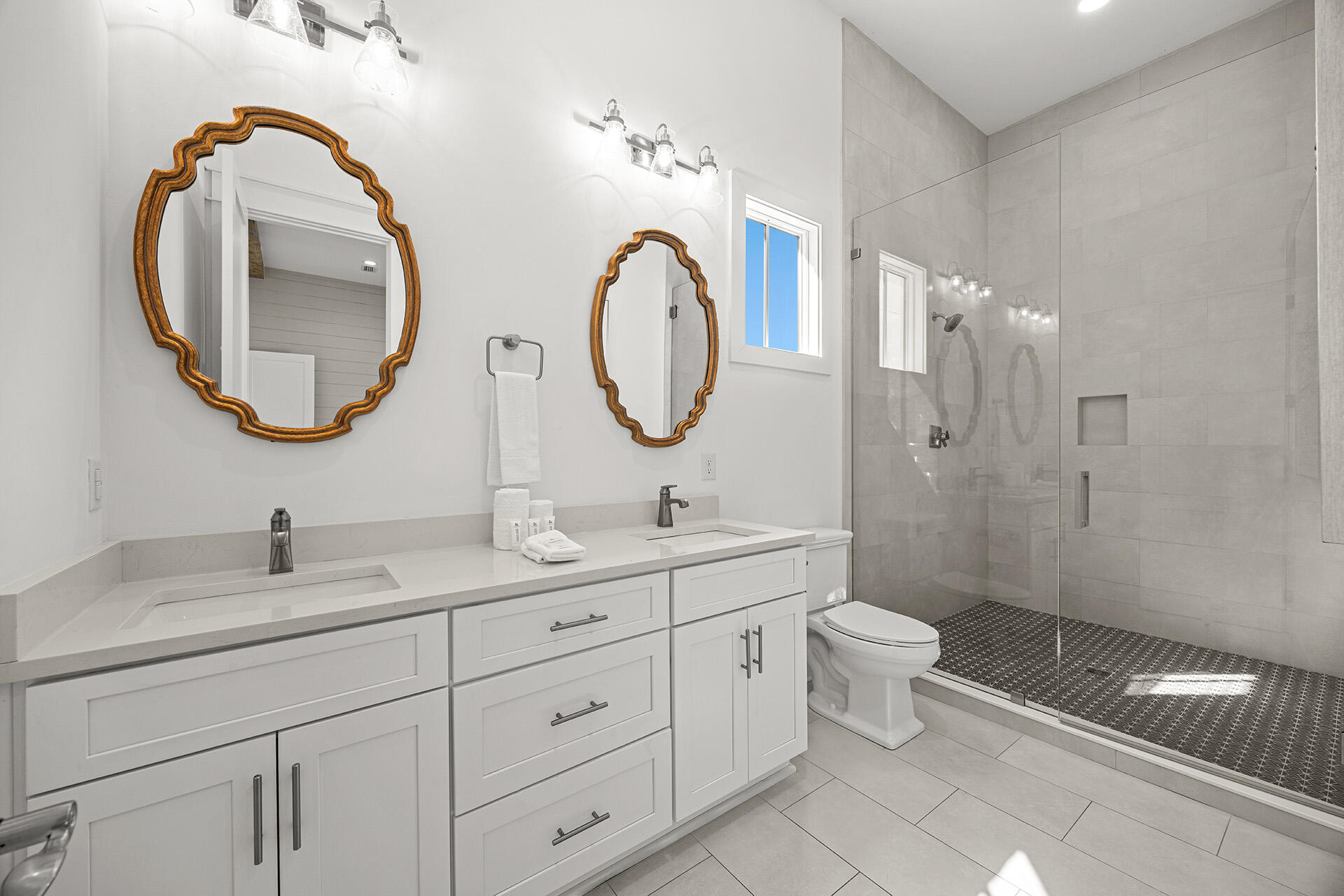 Cote D Azur - Residential