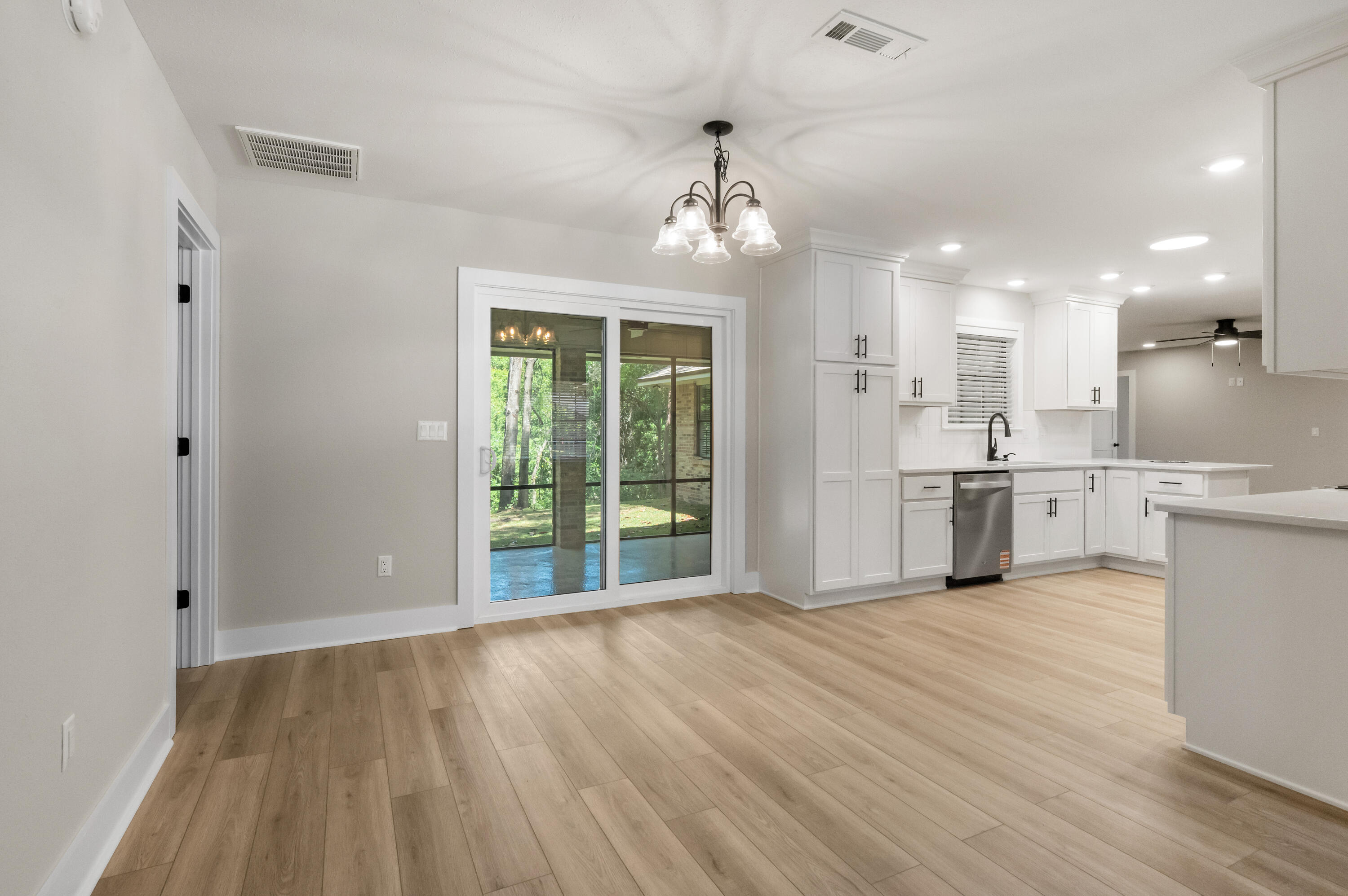 Rocky Bayou - Residential