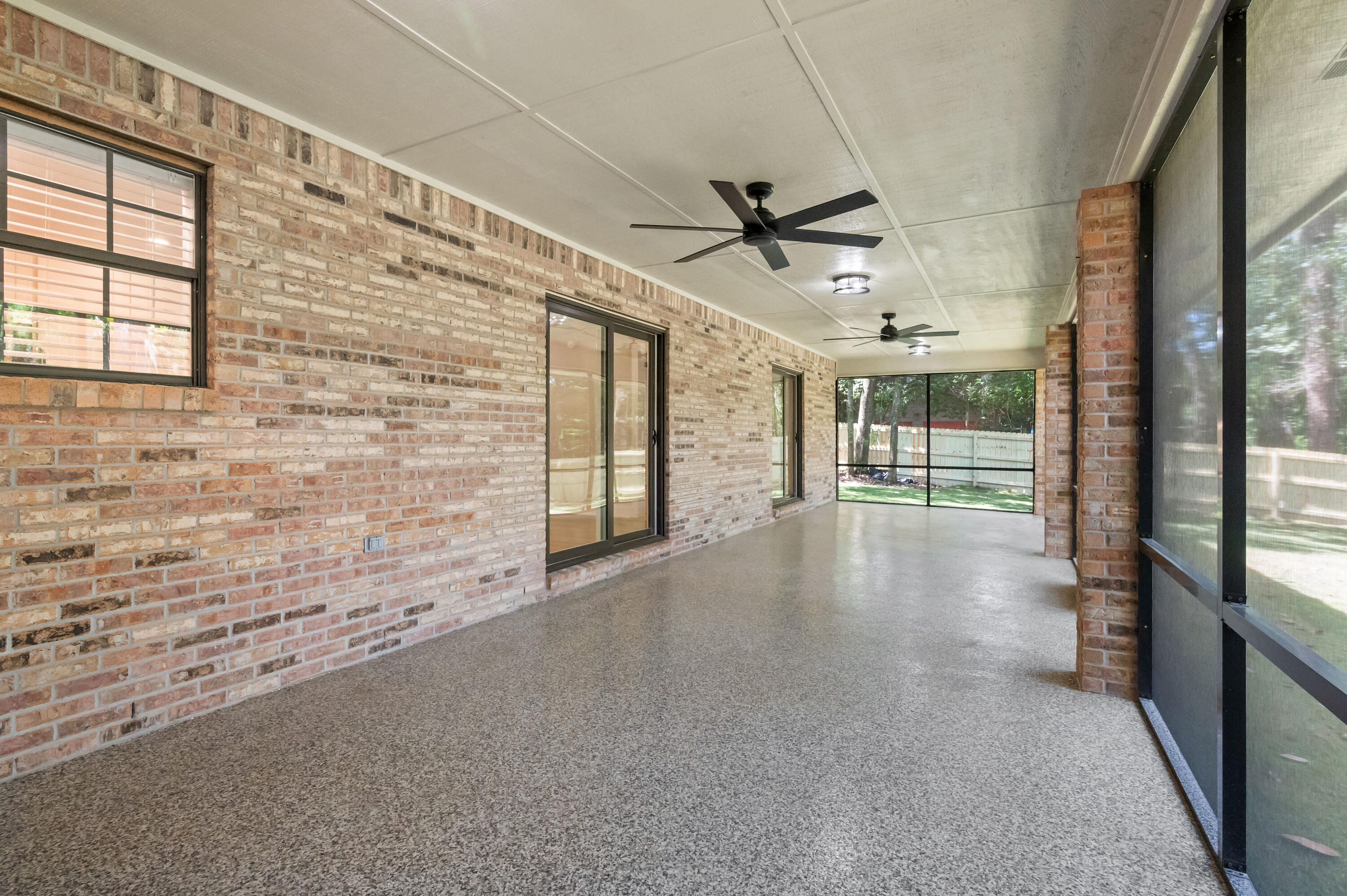 Rocky Bayou - Residential