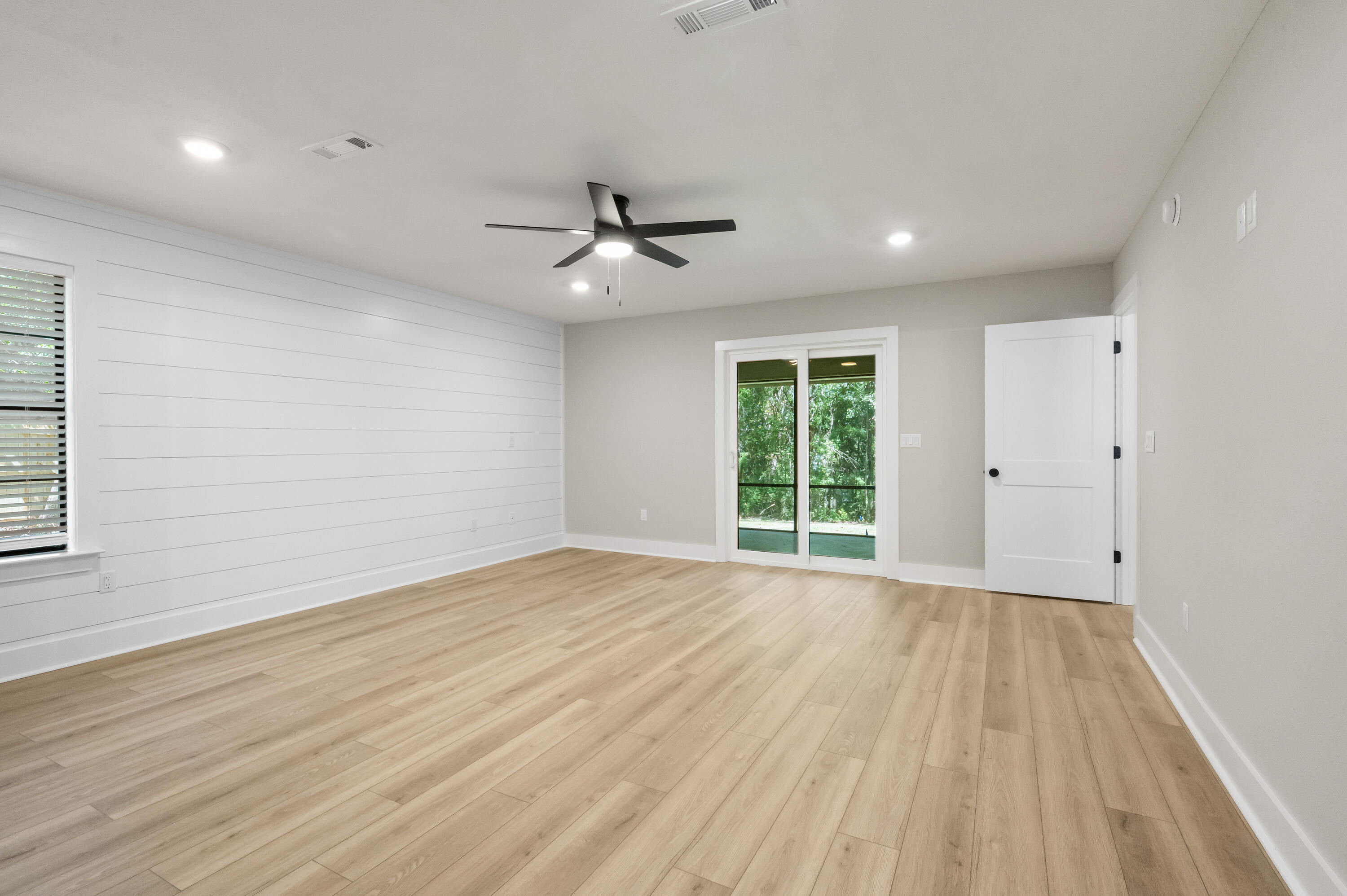 Rocky Bayou - Residential