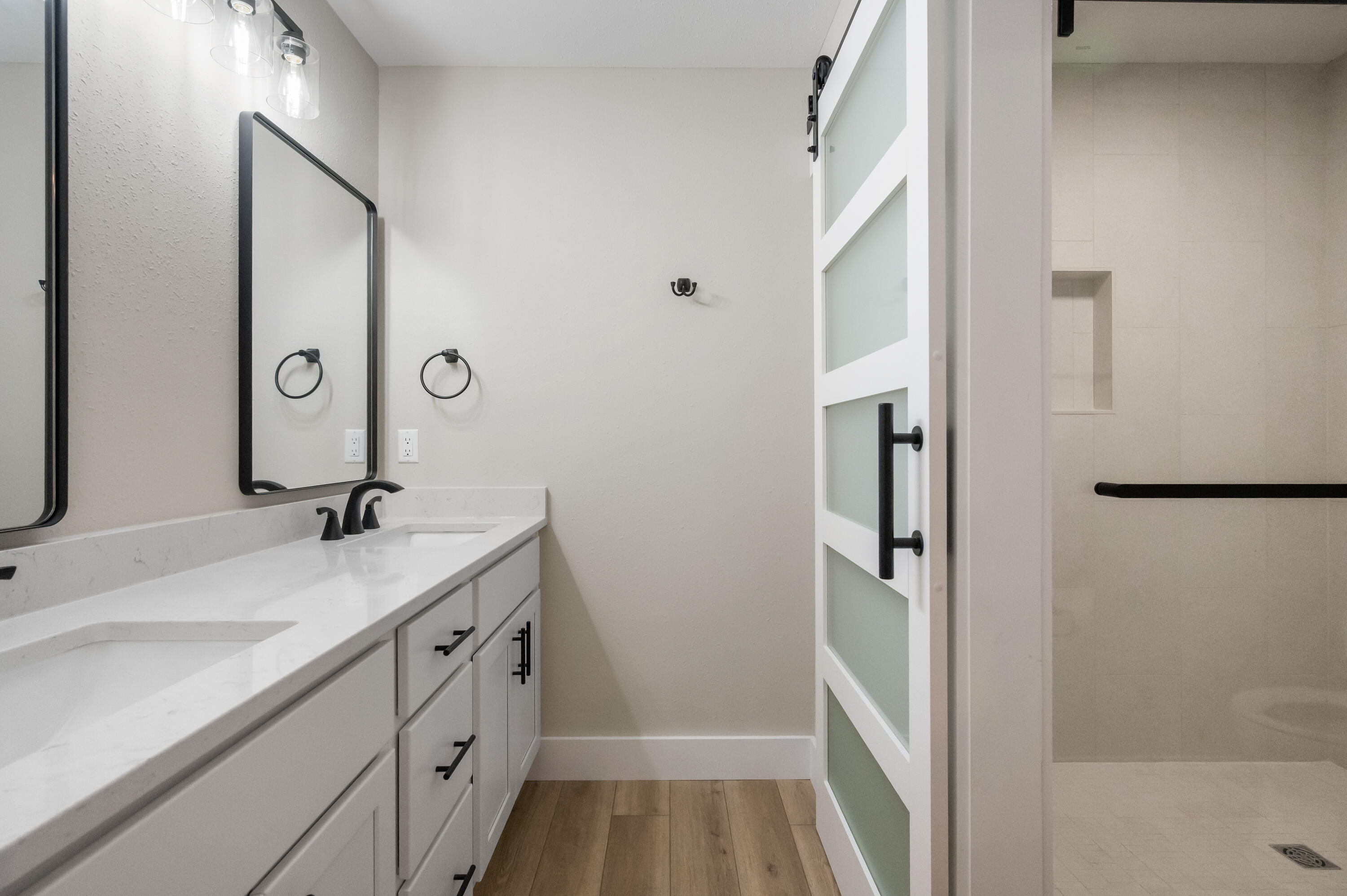 Rocky Bayou - Residential