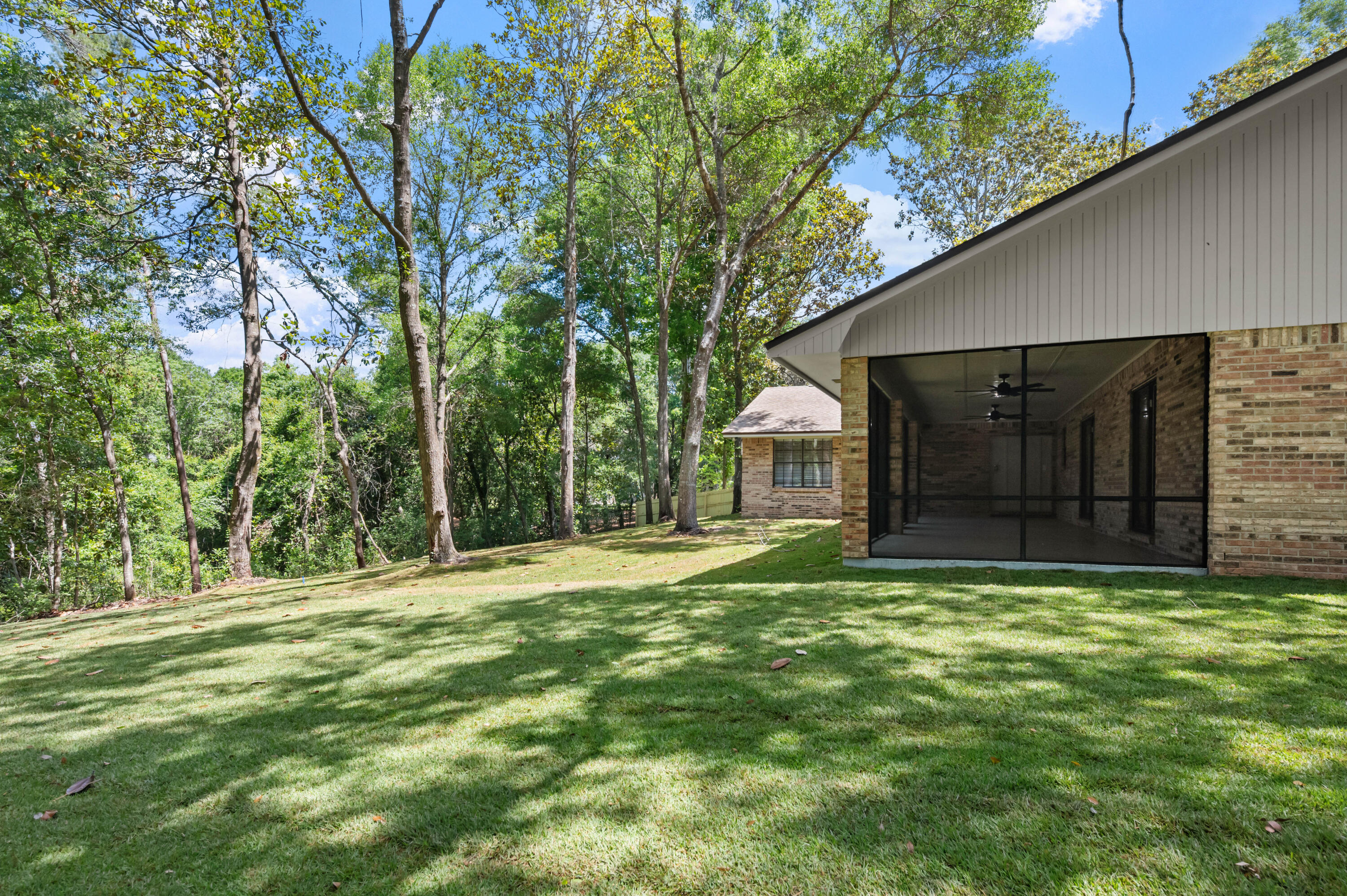 Rocky Bayou - Residential
