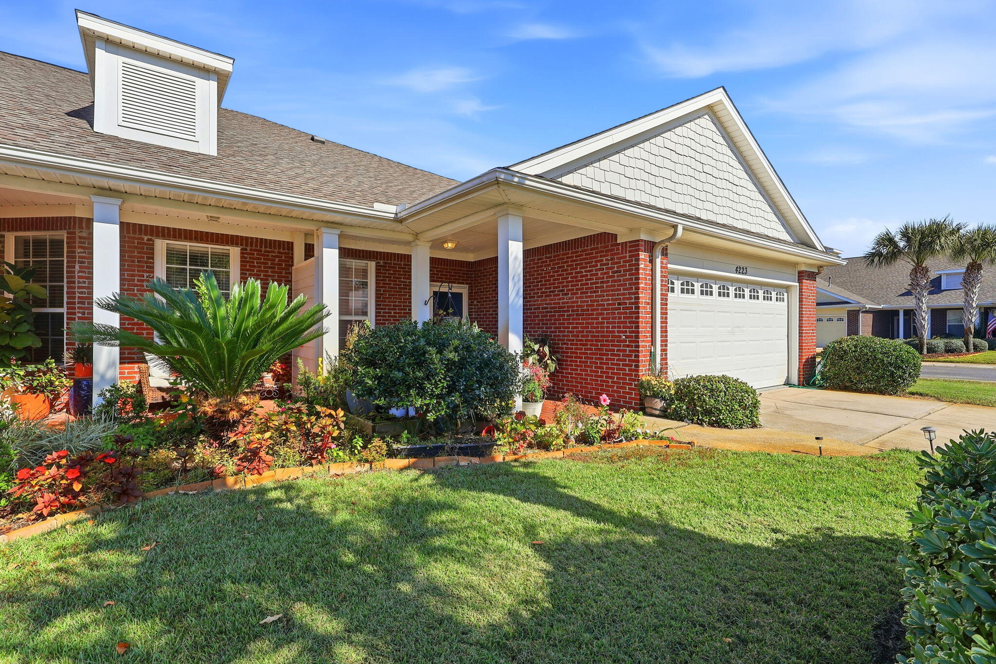 DIAMOND LAKES - Residential